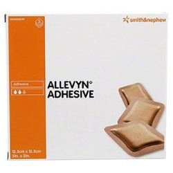 MEDICAZIONE IDROCELLULARE ADESIVA STERILE ALLEVYN ADHESIVE ALTAMENTE ASSORBENTE IN SCHIUMA DI POLIURETANO A STRUTTURA TRISTRATIFICATA 12,5X12,5CM 3 PEZZI - Speedyfarma.it